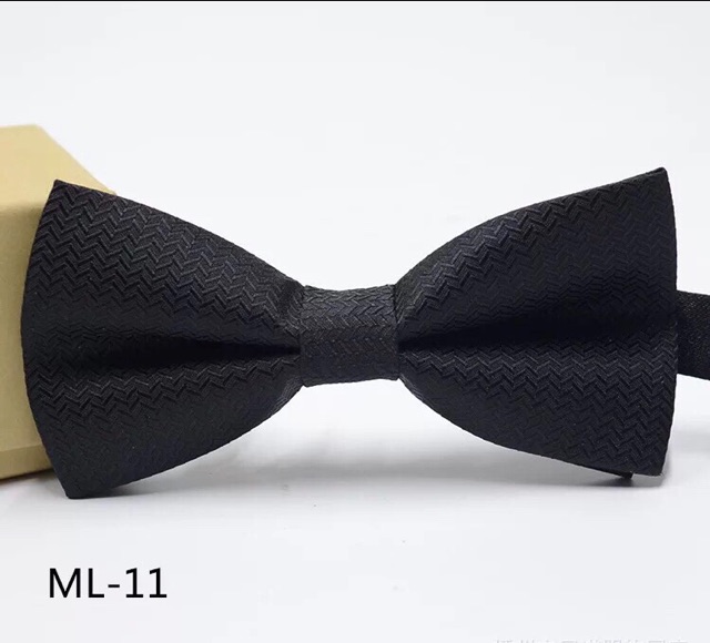 Nơ cổ cho bé trai