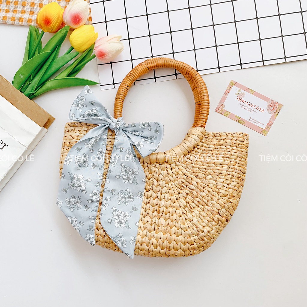 Túi cói bầu quai mây tròn đính nơ, hoa cúc xinh xắn - Tiệm Cói Cô Lê
