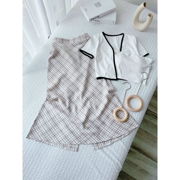 SET CVAY SỌC KÈM ÁO VIỀN