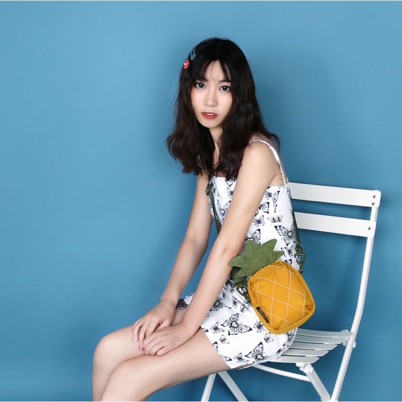 Túi đeo chéo hình trái thơm