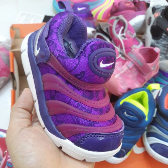 3 đôi Nike