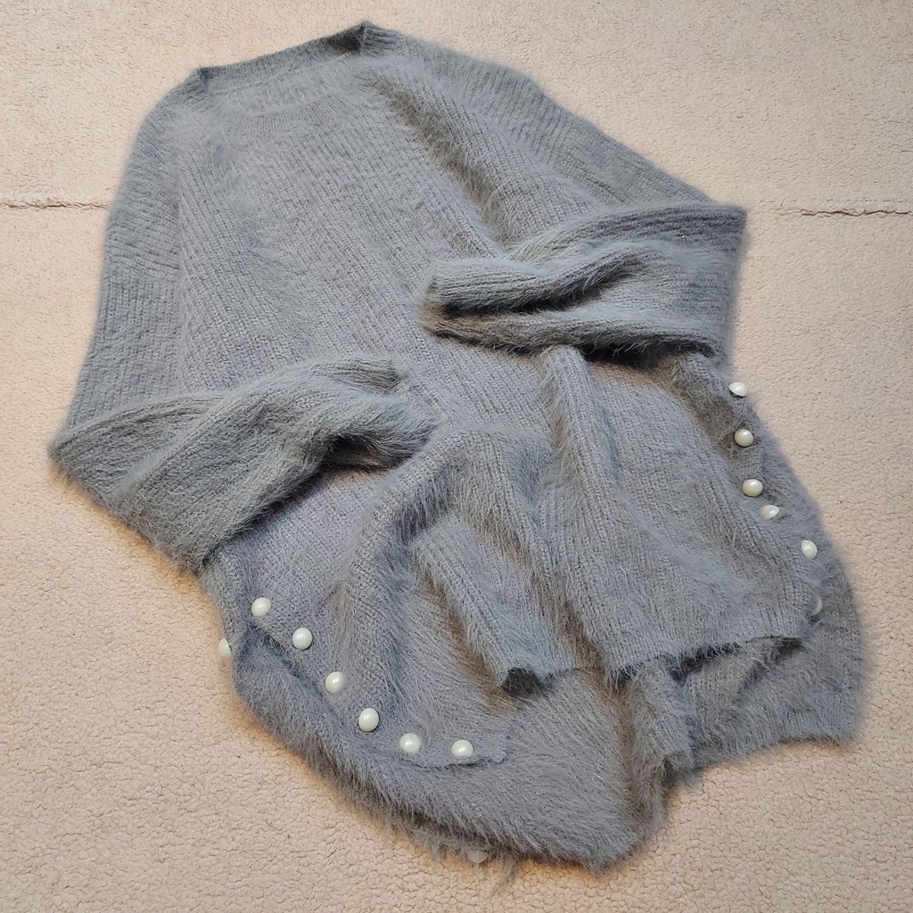 Áo len lông thỏ - peri.2hand