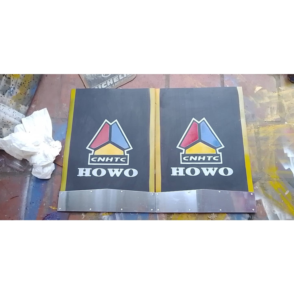 Chắn bùn Howo giá chỉ từ 230k - 530k 1 cặp