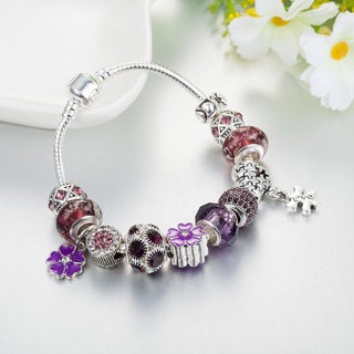 Vòng tay Charm nữ