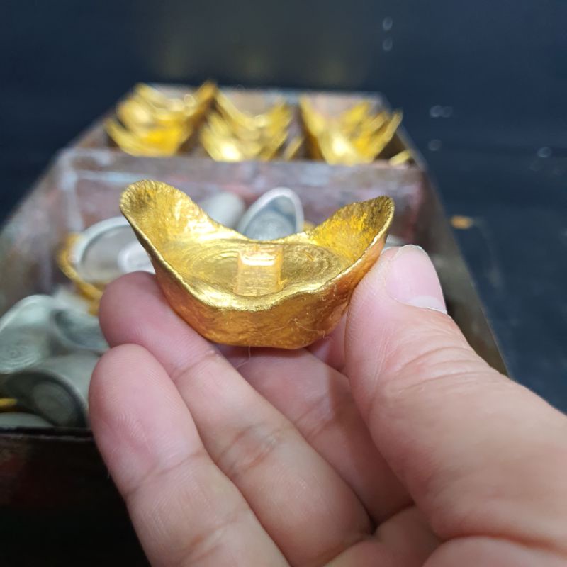 Rương đồng và Thỏi ngân lượng trưng ban thần tài thổ địa phòng thủy chiêu tài tiến bảo sưu tầm mang lại may mắn