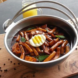 Sốt Nấu Bánh Gạo Cay Ngọt Tokbokki Beksul Hàn Quốc Gói 120g