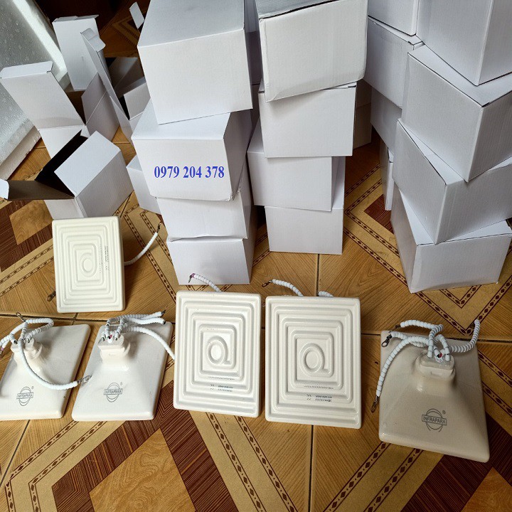 Điện trở sứ tấm vuông 120 x120  220/230V-650W