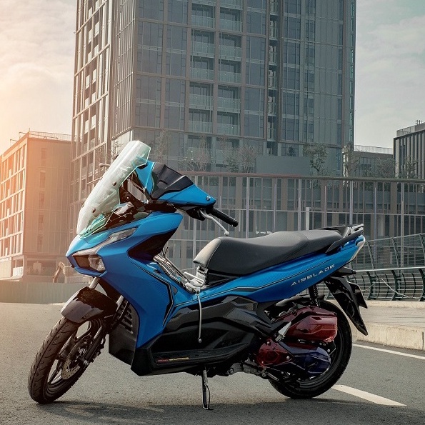 Kính chắn gió cho AB 2020 - 2021 . Chính Hãng ZHI.PAT