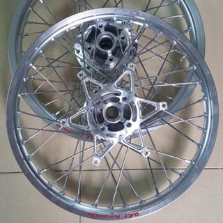 Bánh căm sonic hàng thái  đùm mạ crom..căm osaka..niềng nhôm Dale.. bánh gắn như zin nha ae " rẻ vô địch "