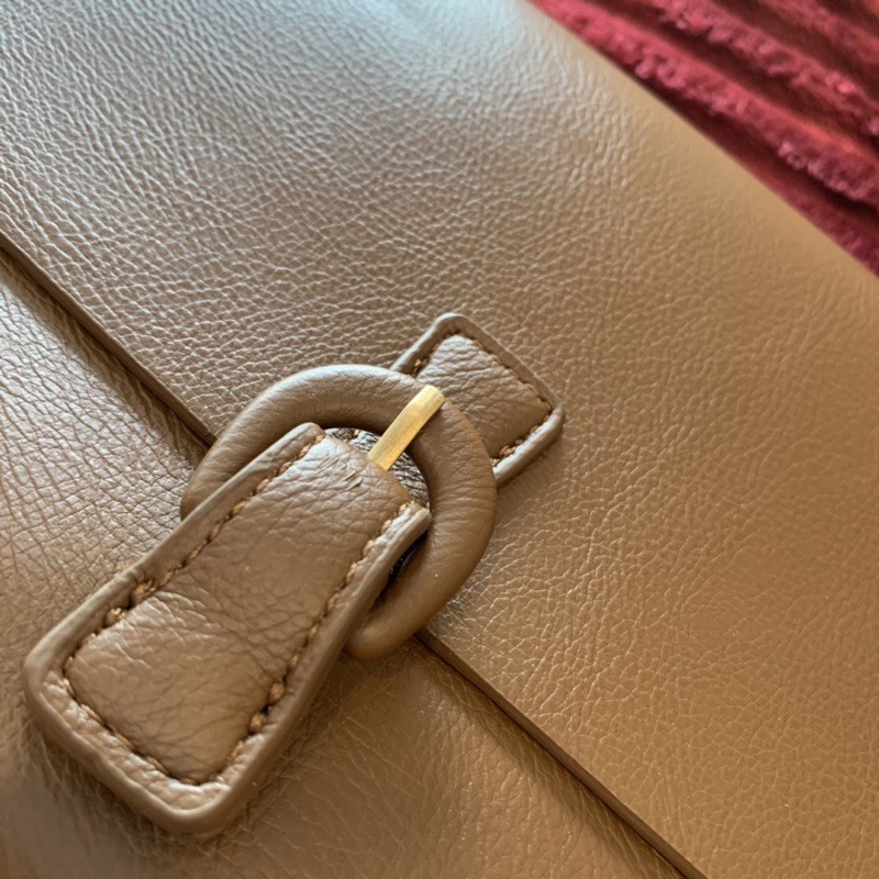 Túi xách nữ da thật