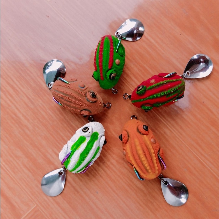 Nhái hơi lf2 Titan