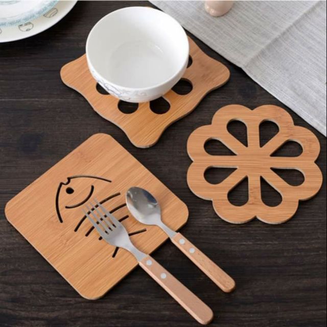 Set 3 miếng lót nồi bằng gỗ chịu nhiệt tốt, cứng cáp có đệm cao su chống trơn trượt