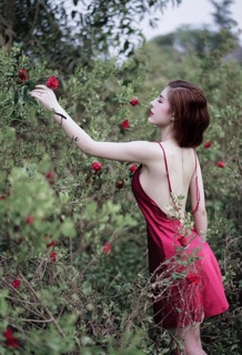 2 VÁY LỤA SEXY INSTA