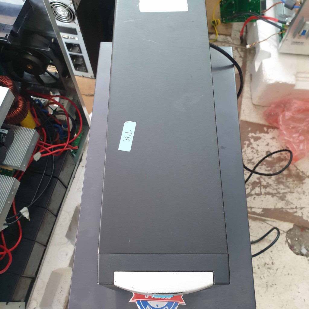 Bộ lưu điện upselec 1000va/600w; ups 1000va máy cũ main mạch zin nguyên bản máy chưa bao gồm ắc quy