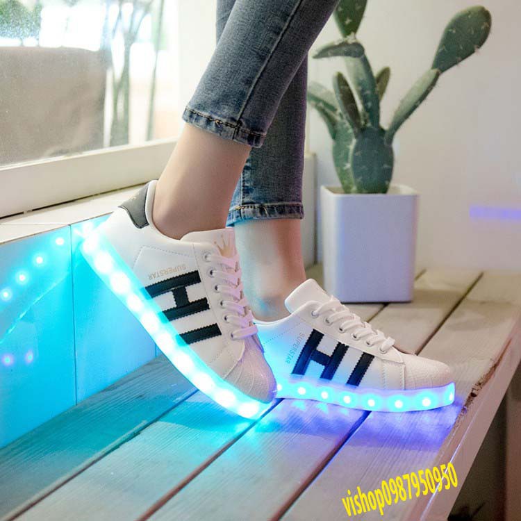 GIÀY PHÁT SÁNG CHỮ IH THỂ THAO NAM NỮ 7 MÀU 11 CHẾ ĐỘ NHÁY (kèm video thật)còn ít H
