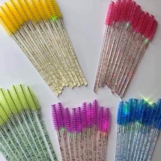 Chổi mi kim tuyến