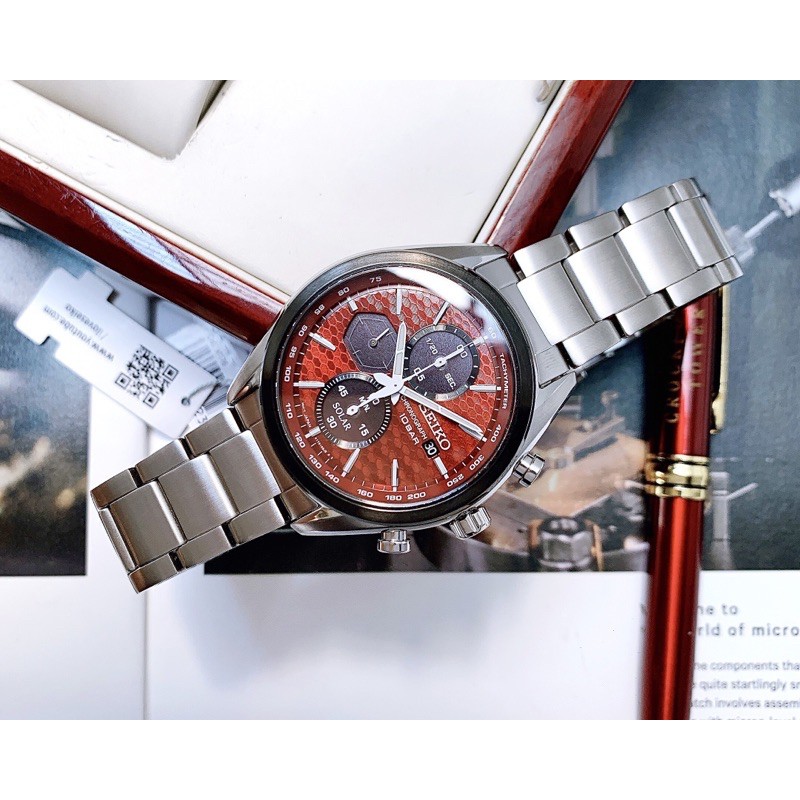 Đồng hồ nam Seiko Solar Chronograph SSC771P1 Size 41.4mm Dây Thép Kính Sapphire