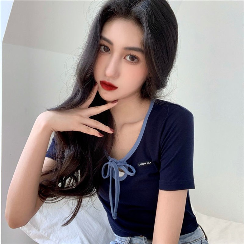 Super Beautiful 3-hole Croptop T-shirt🦋