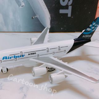 Máy bay sắt mô hình