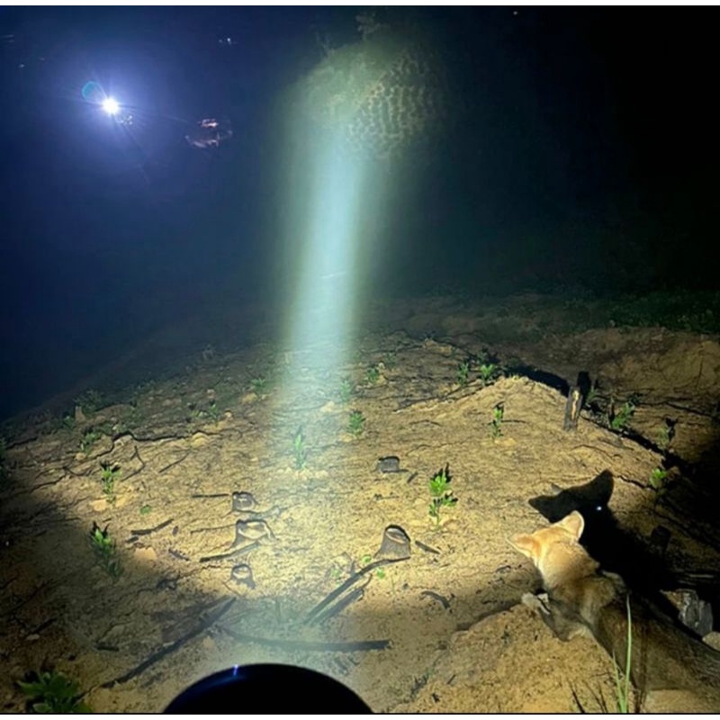 Đèn pin công trường, Đèn pin cầm tay W591 siêu sáng chiếu xa trên 500m, có chân đế chống nước