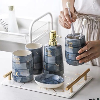 (Có sẵn ) Bộ đồ dùng nhà tắm gốm sứ cao cấp