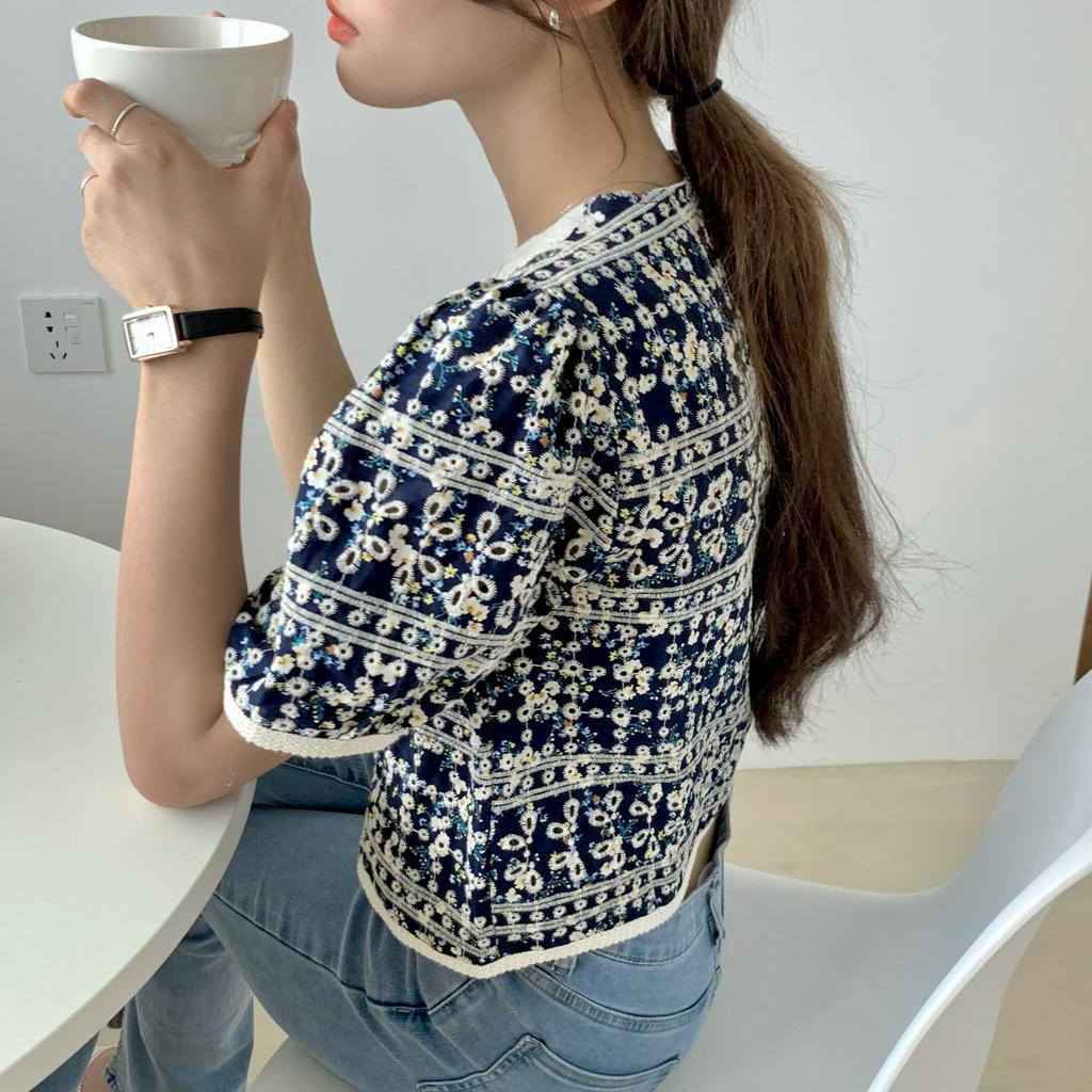 Áo Kiểu Nữ Tay Ngắn Cổ Búp Bê Họa Tiết Hoa Phong Cách Retro Hàn Quốc Xinh Xắn 43350 | BigBuy360 - bigbuy360.vn