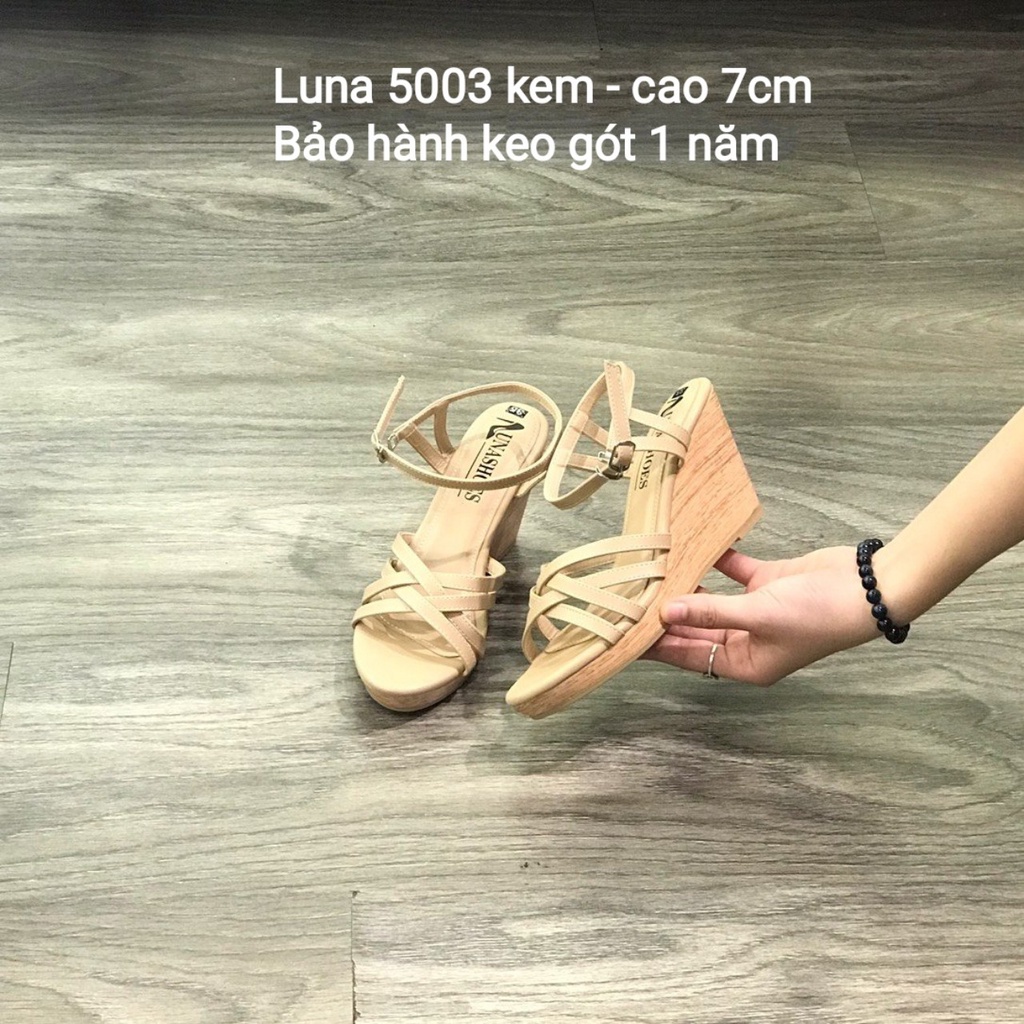 Dép sandal nữ đế cao 7p LUNASHOES 5003 da si bảo hành 1 năm có quai ngang màu kem giầy quai hậu cho mẹ