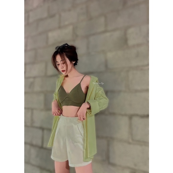 Set 3 món sơ mi xanh khoác áo thun crop 2 dây mix quần short trắng thời trang nhà Tiệm nhỏ của Ryn🗯