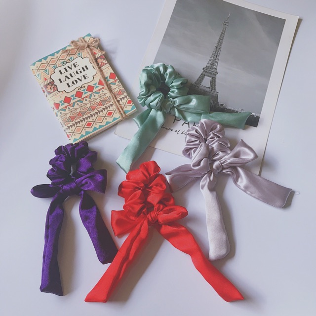 Scrunchies thắt nơ dài phong cách Hàn Quốc