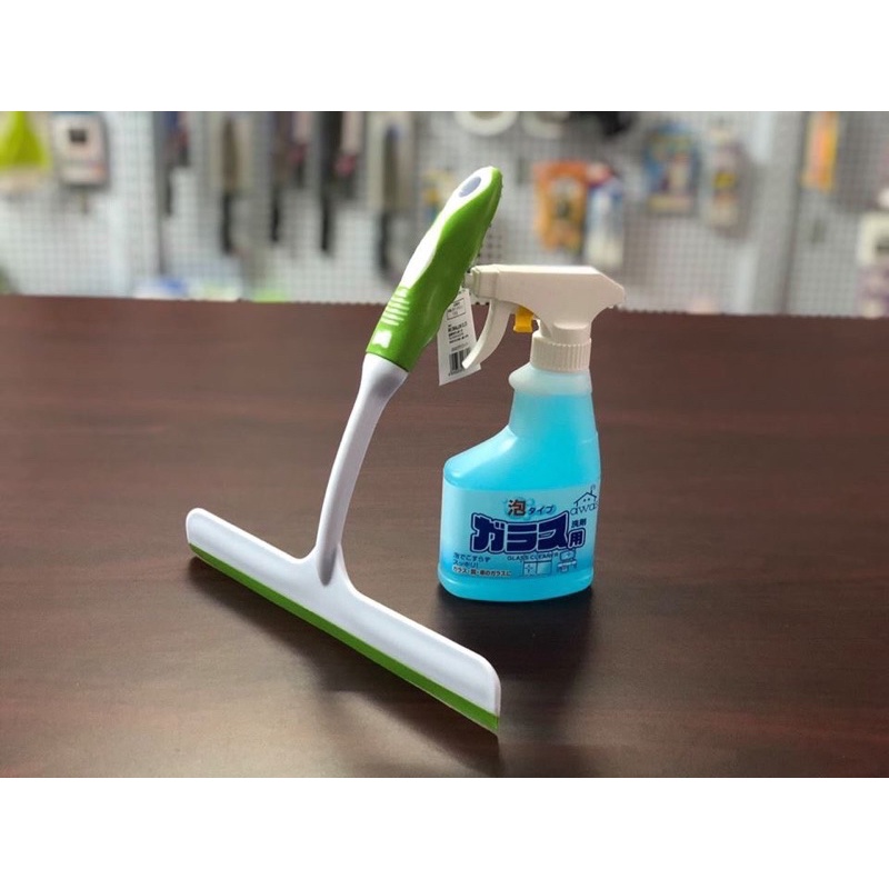📛 COMBO DỤNG CỤ GẠT KÍNH + CHAI XỊT VỆ SINH KÍNH NHẬT BẢN 📛
