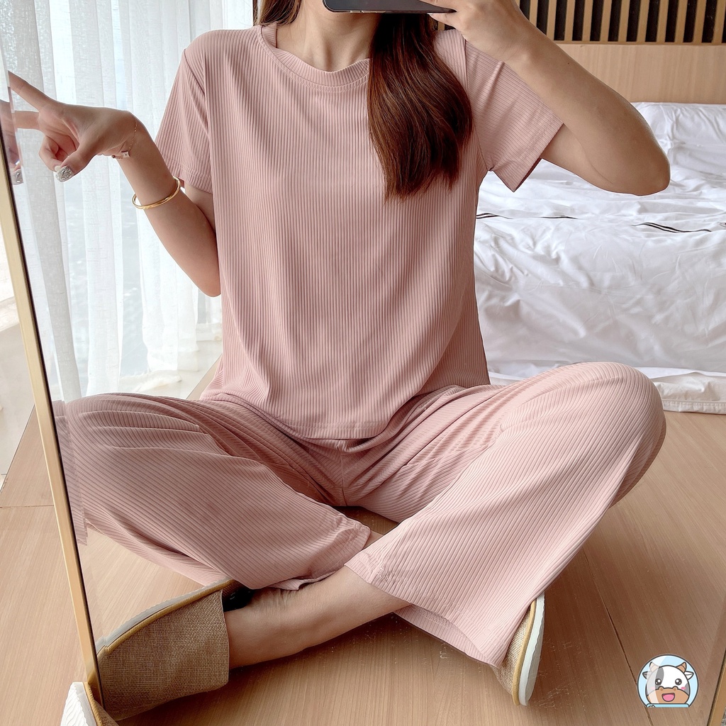 Bộ Đồ Ngủ Tay Ngắn Màu Sắc Trơn Chất Liệu Co Giãn Thời Trang Mùa Hè Cho Nữ