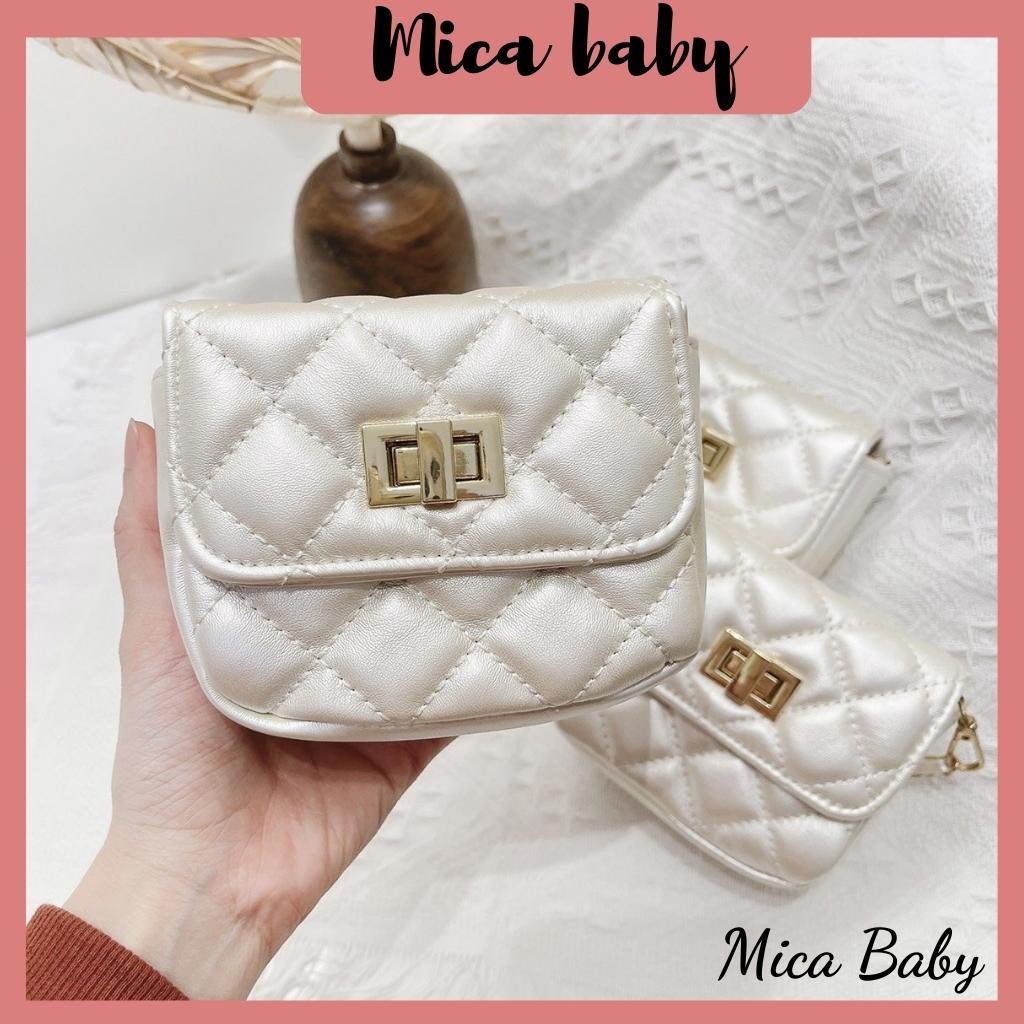 Túi xách nữ, túi đeo chéo trần trám khoa gập màu kem bạc cao cấp Mica baby TC02