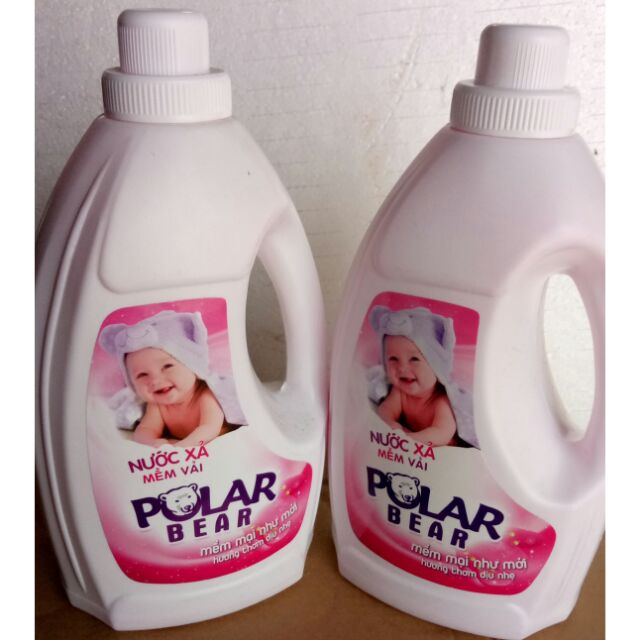 Nước xả vải Polar Bear 1,94L
