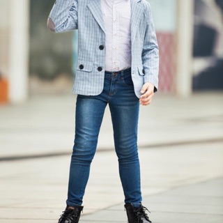 Jean bé trai cao cấp co dãn size từ 1-8, giá 298k giảm còn 99k