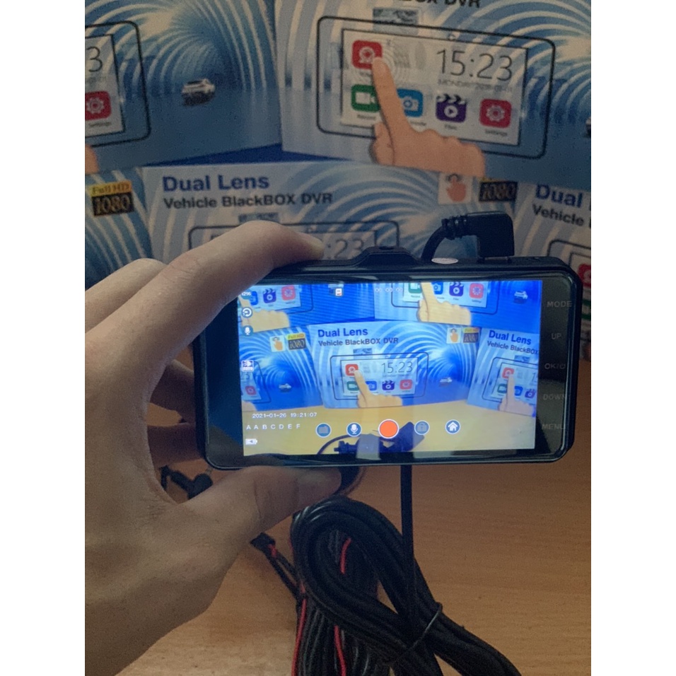 Camera hành trình ô tô - chất lượng full HD - 1080 ghi hình trước sau, có cảm ứng