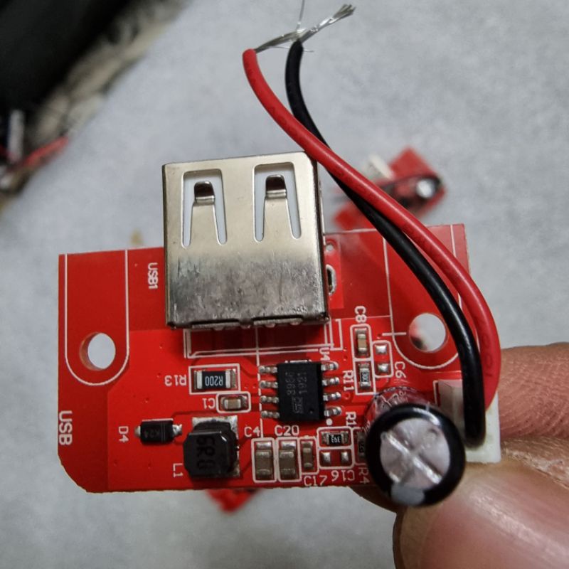 mạch sạc mini năng lượng mặt trời 8-16v ra 5v