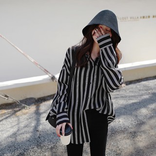Áo so mi dáng rộng sọc dọc