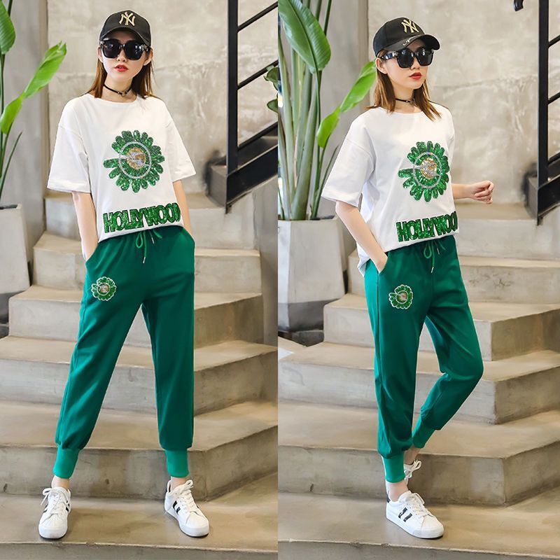 Bộ đồ thể thao áo tay ngắn kèm quần dài phong cách Hàn Quốc mùa xuân cho nữ