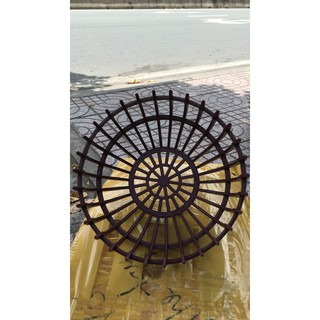 Combo 10 chậu bí nhựa màu nâu đường kính 26cm  kèm 10 túi lưới