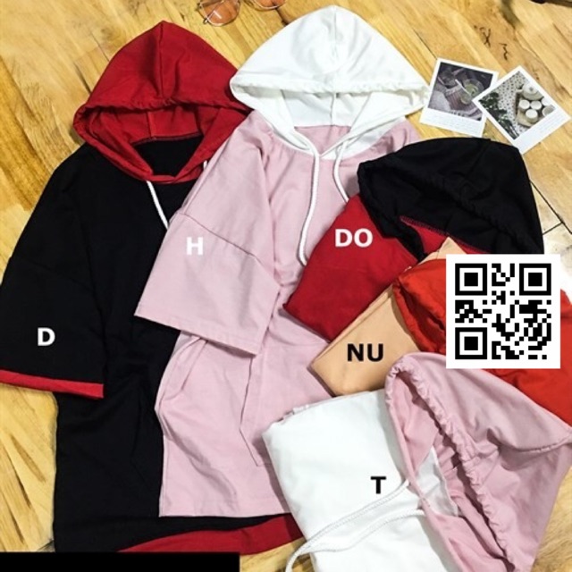 Áo thun oversize có nón dây rút