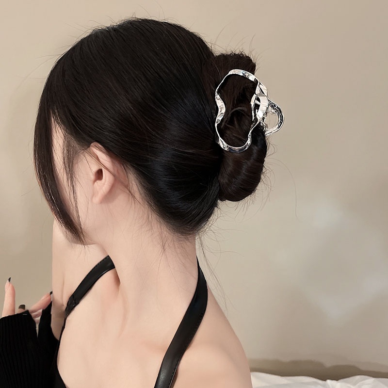 Kẹp Càng Cua Kim Loại Hình Học Mới Cho Nữ