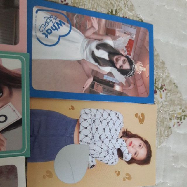 Card TWICE What is love