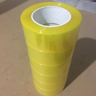 1 cây băng dính 2,4kg. có 3 màu : trắng trong, vàng trong, vàng đục.