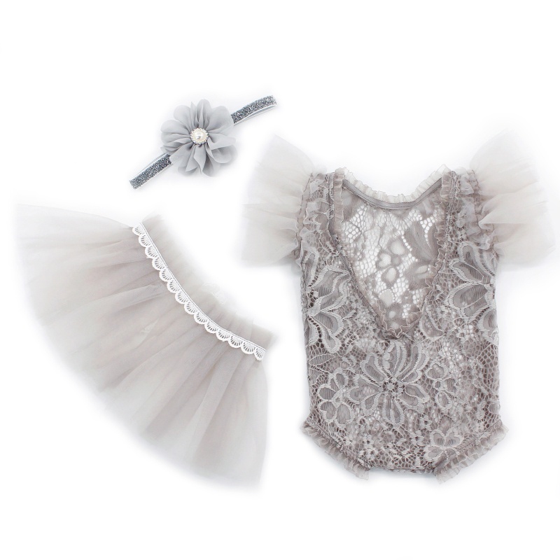 Bộ Trang Phục 3 Món Gồm Áo Liền Quần Không Tay Viền Ren Có Diềm Xếp Nếp + Chân Váy Tutu + Băng Cài