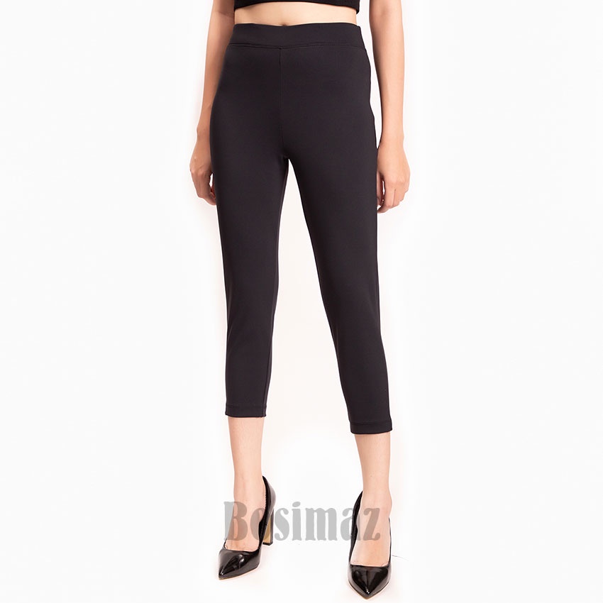 Quần Legging Nữ Bigsize Bosimaz BS311 lửng không túi màu đen cao cấp, thun co giãn 4 chiều, vải đẹp dày, thoáng mát.