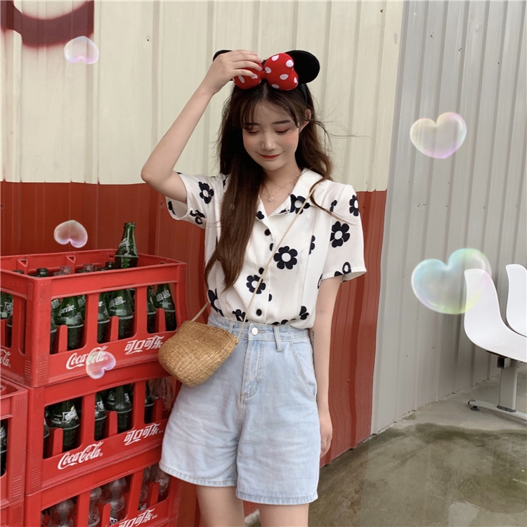 Áo sơ mi tay ngắn hoạ tiết hoa phong cách Hàn Quốc dành cho nữ