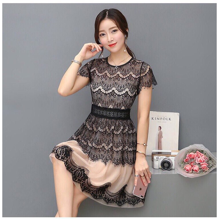 ĐẦM XÒE VOAN PHỐI REN TAY CON D05127