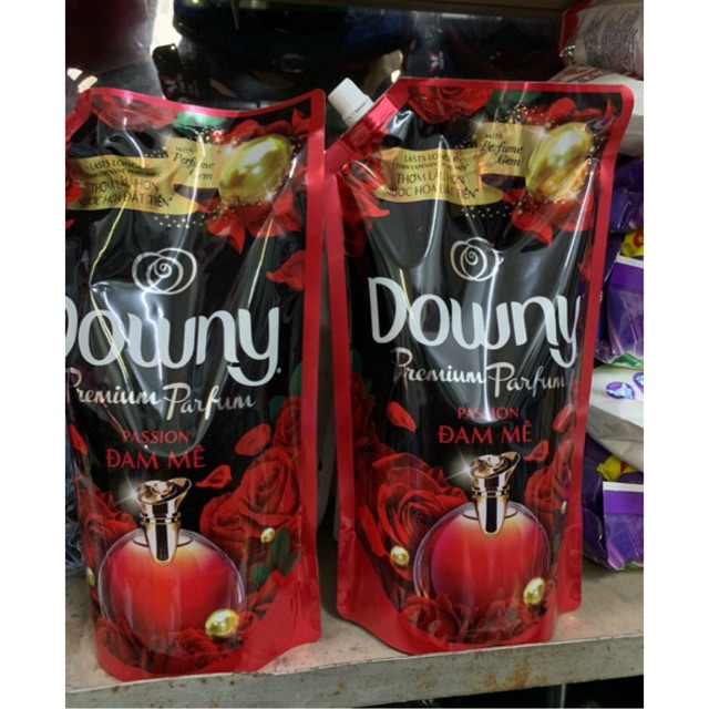 Nước xả vải Downy hương Đam mê 1.4L