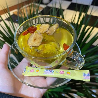 Bộ cốc + đĩa thủy tinh pha trà hoa