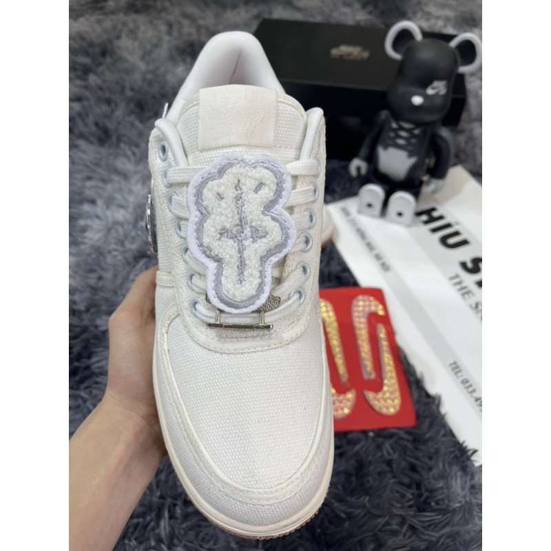 Giầy thể thao sneaker aforone x travit scott trắng thấp phản quang